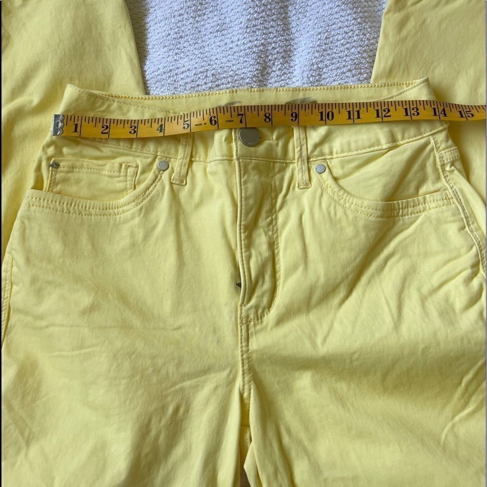 3/$25 SEVEN7 High Rise Skinny Crop Yellow Jean.Size 6 - Picture 5 of 8
